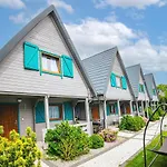 Osrodek Sea Star Premium Resort Sarbinowo
